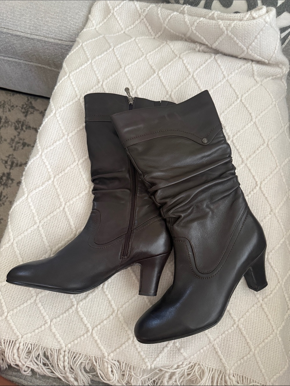 Blondo Dark Brown Mid-Calf Ruched Leather Heeled Boots